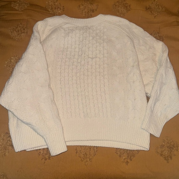 Universal Thread Sweaters - Universal Thread trendy cream white Rory Gilmore sweater, size XL